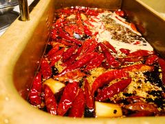 -尚尚仙·酸汤猪手·猪肚鸡火锅(华联万柳购物中心店)