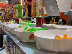 -烫煮风旋转涮吧自助小火锅(洪楼大润发店)