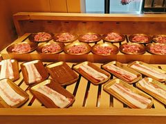 -梨花甄选自助烤肉(小寨原力场店)