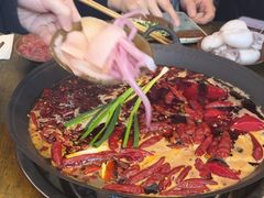 -黄潇洒老火锅(九眼桥宏济巷店)