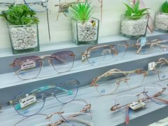 -潘多拉眼镜·蔡司依视路明月(潘家园店)