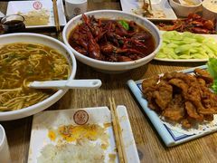 酸辣汤-叶派龙虾•招牌香辣蟹·海鲜(中海国际店)