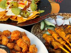 -Sunset Bar(丹绒亚路香格里拉店)