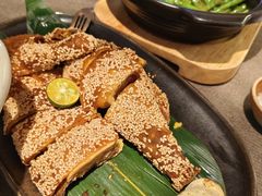 招牌陈皮芝麻脆皮鸡-一川二水•粤川醉(CP静安店)