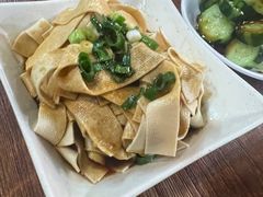 -屯屯面(海尔路店)