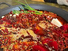 -黄潇洒老火锅(九眼桥宏济巷店)