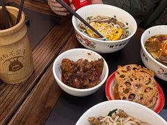 -矮子粉店1985·长沙米粉(湘春路店)