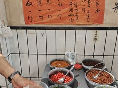 -黔有有贵州酸汤夺夺粉火锅(五味十字店)