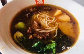 Old Jar Sichuan-style Pickled Cabbage Beef Noodle Soup