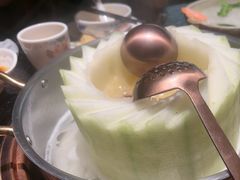 -得意咚瓜·顺德鱼生·冬瓜火锅(深圳首店)
