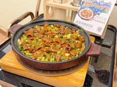 -品海楼·大连海胆锅贴馆(东港店)