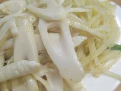 -雷祖芳老妈蹄花店