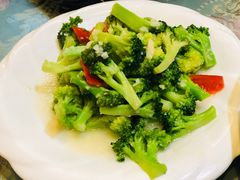 清炒西蓝花-帕米朵儿新疆小馆(仙鹤新天地广场店)
