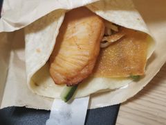 大饼卷香烤鸡扒蛋-肯德基(巴沟店)