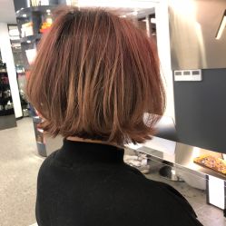 短发-愉己冥想·护发专门店