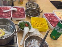 -杨老板·海鲜集市火锅·鲜切牛肉(中防万宝店)