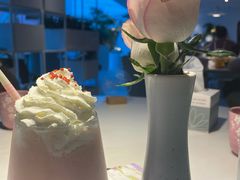 草莓奶昔-花开餐厅(环湖中路店)
