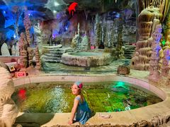 -泉城欧乐堡戏水湾艺术养生温泉