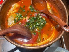 -成都你六姐·牛肉冒菜(信泰中心商场店)