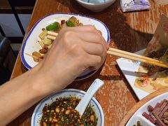 -怪噜范·老贵阳街头名小吃(鸿通城店)