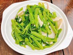 -兴记菜馆