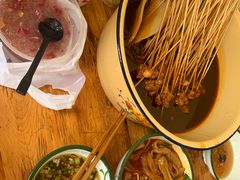 -拈签一笑黄牛肉辣卤串串