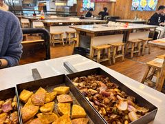 -老东镇啤酒屋海鲜加工·蒸汽海鲜·海鲜烧烤(台东店)