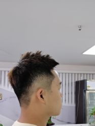 -米娜护肤造型