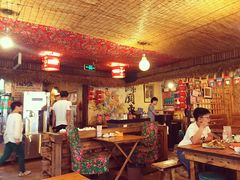 -闯关东东北农家菜(崂山石老人店)