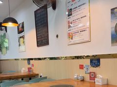 -老何家后安粉·糟粕醋海鲜火锅(三亚湾椰梦长廊店)