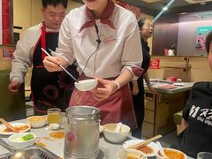 -海底捞火锅(宝龙广场夜宵主题店)