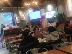 大堂-渝是乎川渝小炒(新世界百货望京店)