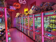 -BIG PINK大粉娃娃机主题馆(圆融星座店)