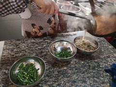 -正宗杨记普洱酸醋米线(总店)