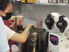 -阿姨奶茶专卖(舌涧道杭州惠民路创始店)