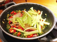 猫儿山的小黄牛-吃饭皇帝大(合生汇店)