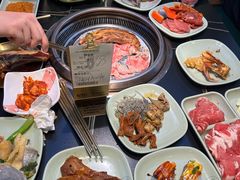 -梨花自助烤肉(西三旗万象汇黑金店)