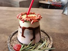花环-BE NORMAL CAFE(霞溪路店)