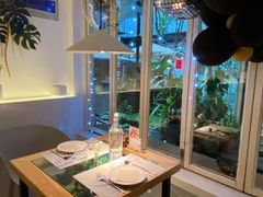 -春树下·树屋花房西餐厅(罍街AS1980店)