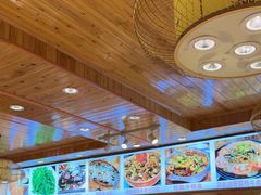 -乡土特色.冷锅鱼.牦牛肉汤锅