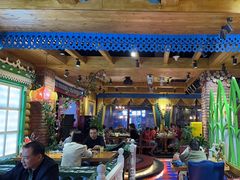 -米德维奇俄式西餐厅(西六道街店)
