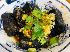 -黑白电视长沙小吃(悦汇城店)