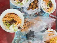 -吕家米皮