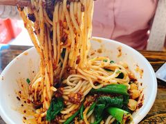 重庆小面-秦云老太婆摊摊面(磁器口店)