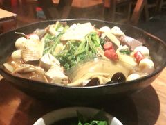 -万记麻辣烫国展总店