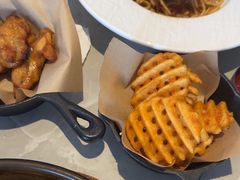 -必胜客(尹山湖歌林公园店)