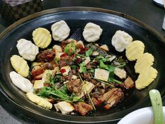 -缘福乡村铁锅炖民宿(八达岭店)