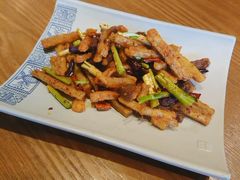 -云海肴·汽锅鸡·云南菜(天山百盛优客店)