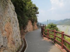 -羚羊峡古栈道森林公园