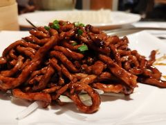 京酱肉丝-乐忻皇朝汇(环贸iapm商场店)